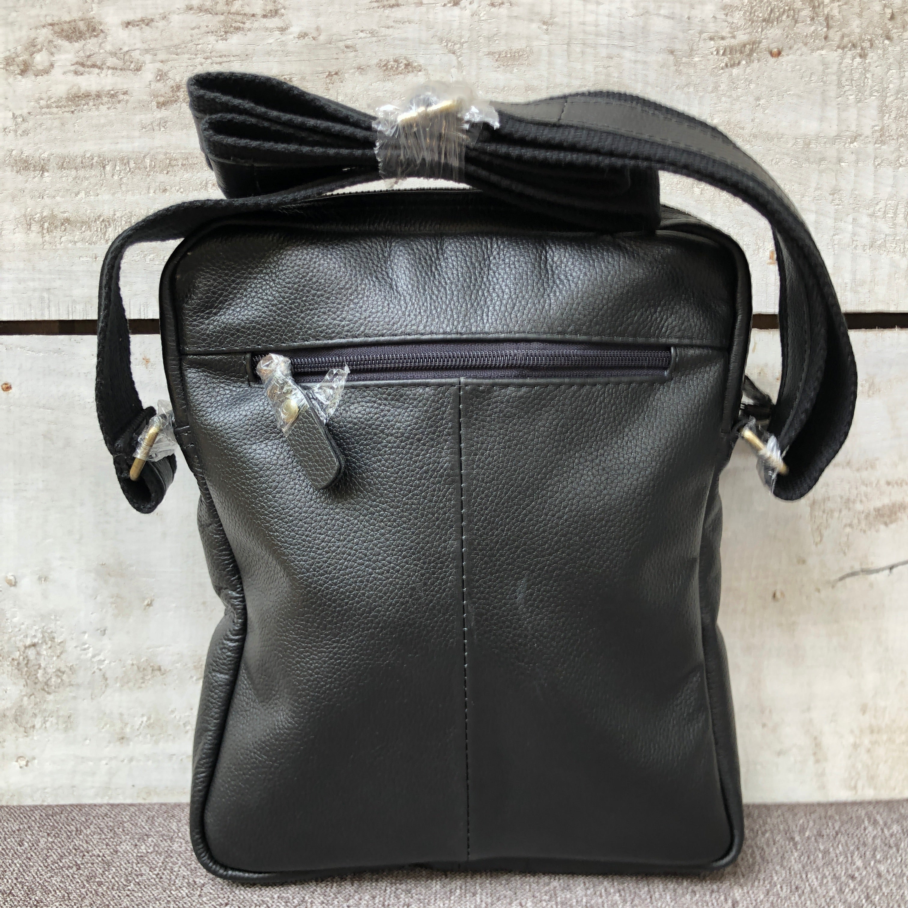 Black Motion - Leather Crossbody Bag