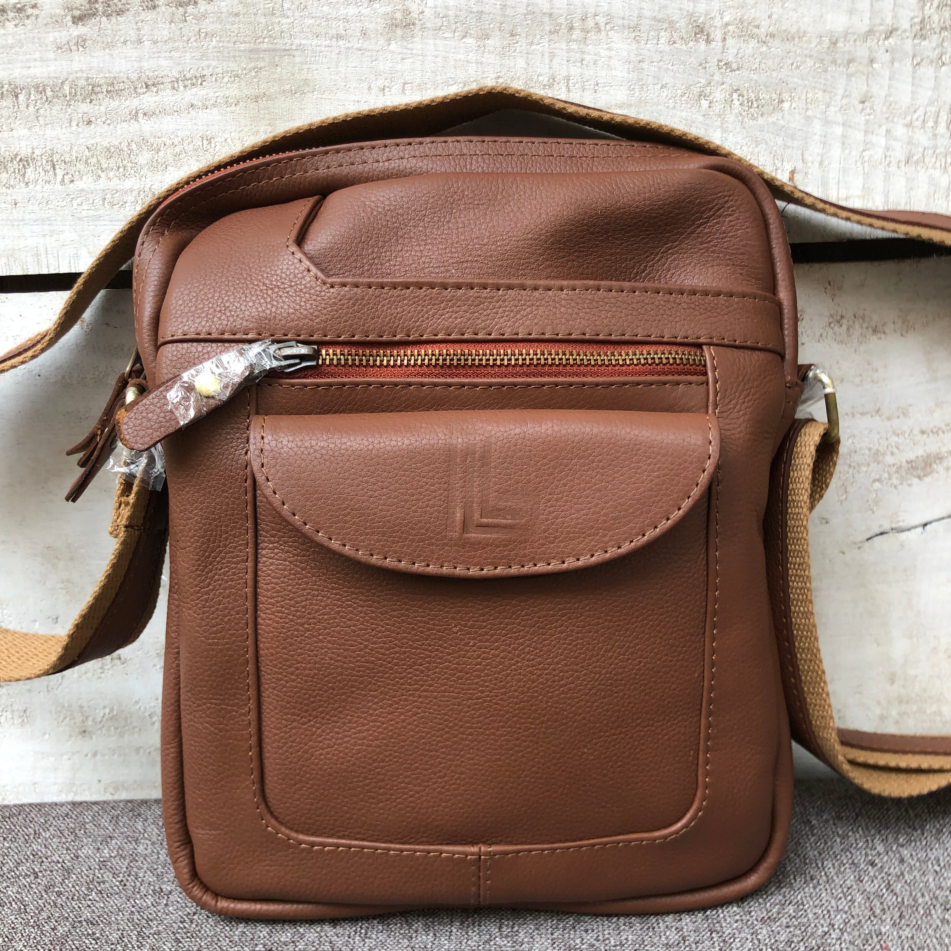 Dark Brown Carry - Leather Crossbody Bag